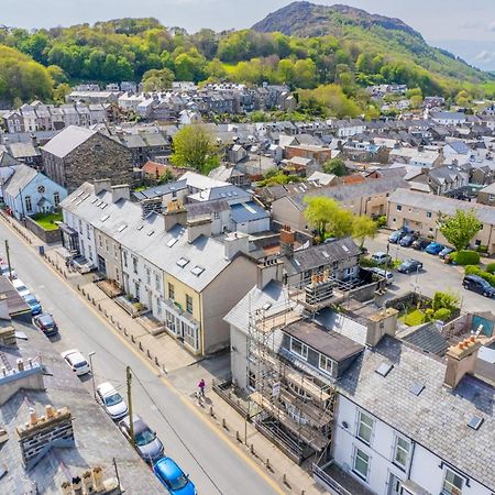 Snowdon House, 8 Bedrooms, Sleep 16, Close To Blackrock Sand Porthmadog Ngoại thất bức ảnh