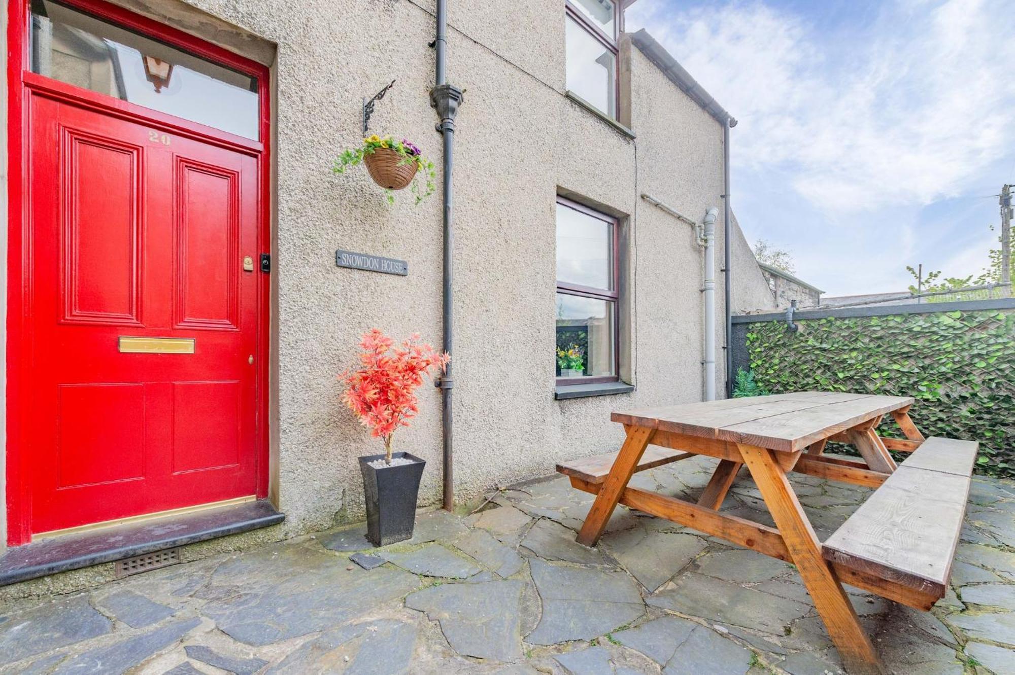 Snowdon House, 8 Bedrooms, Sleep 16, Close To Blackrock Sand Porthmadog Ngoại thất bức ảnh