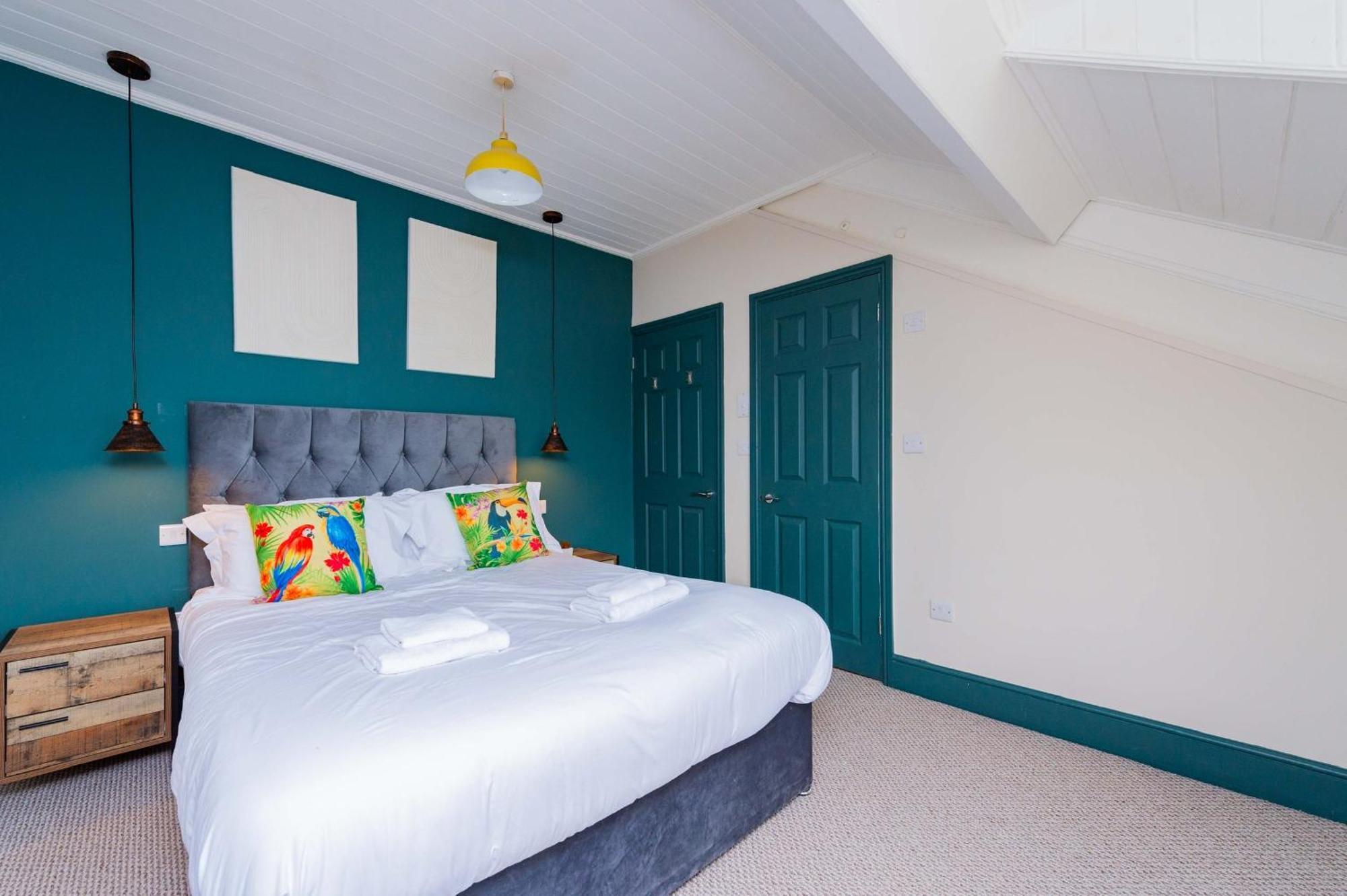Snowdon House, 8 Bedrooms, Sleep 16, Close To Blackrock Sand Porthmadog Ngoại thất bức ảnh